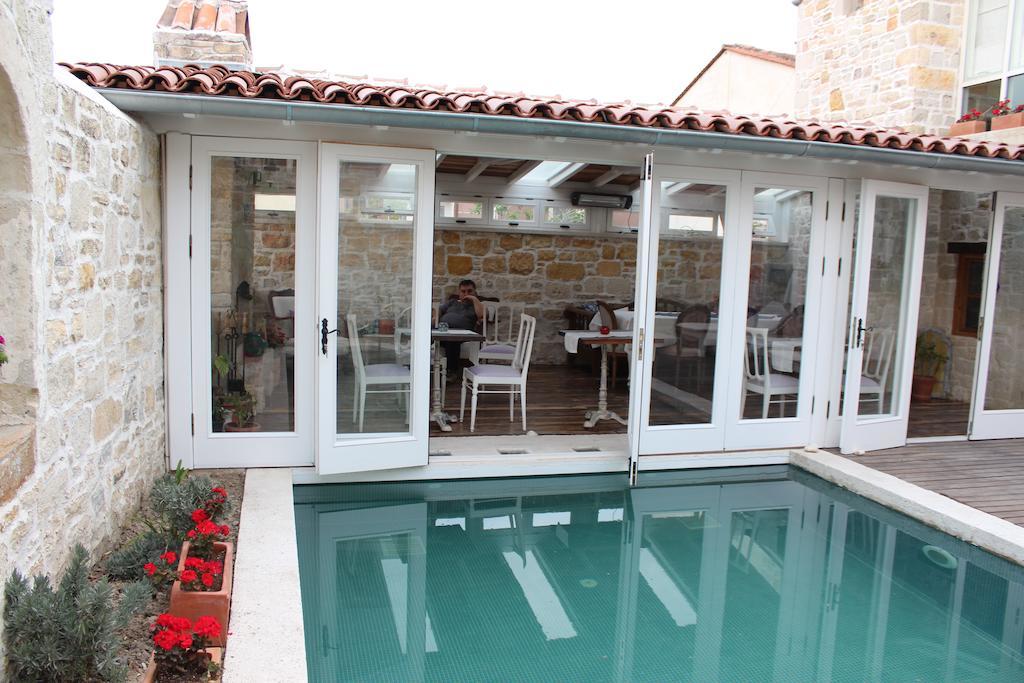 Eski Tas Hotel Çeşme Exteriér fotografie