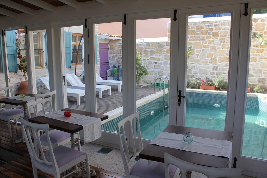 Eski Tas Hotel Çeşme Exteriér fotografie